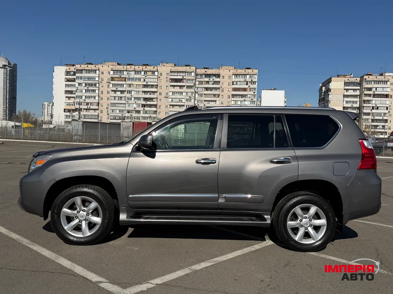 Lexus GX - фото 11