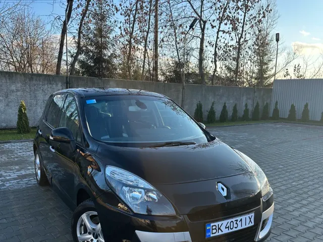 Renault Scenic - фото 1