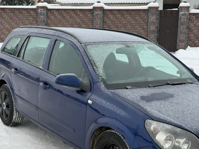Opel Astra - фото 2