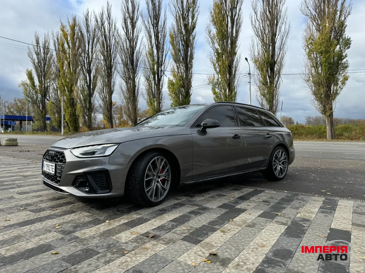 Audi A4 - фото 3