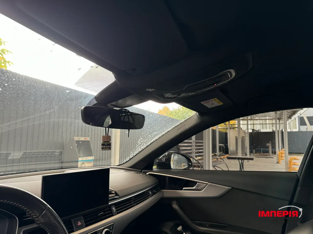 Audi A4 - фото 22