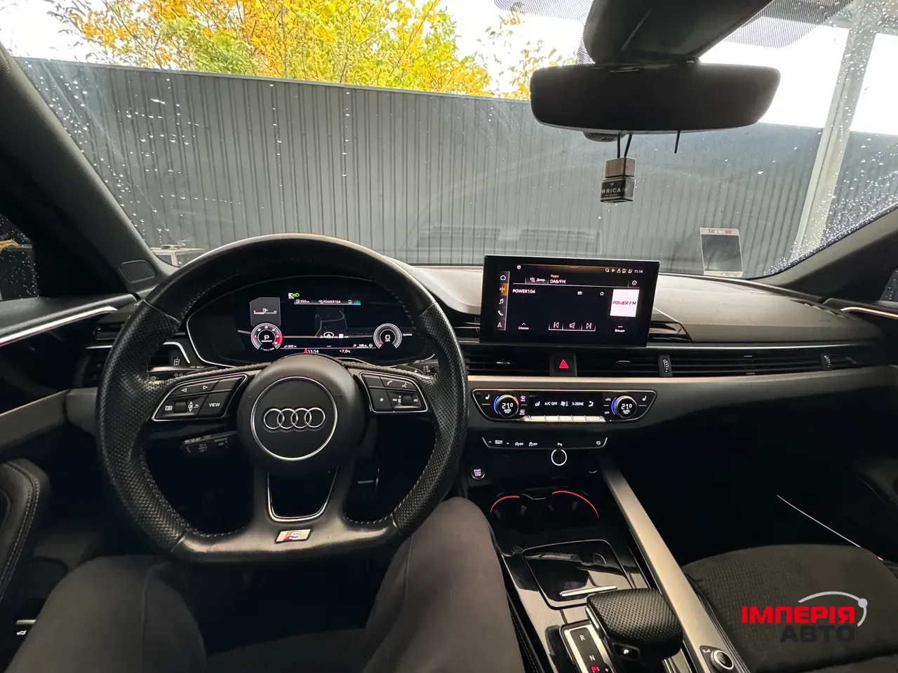 Audi A4 - фото 25