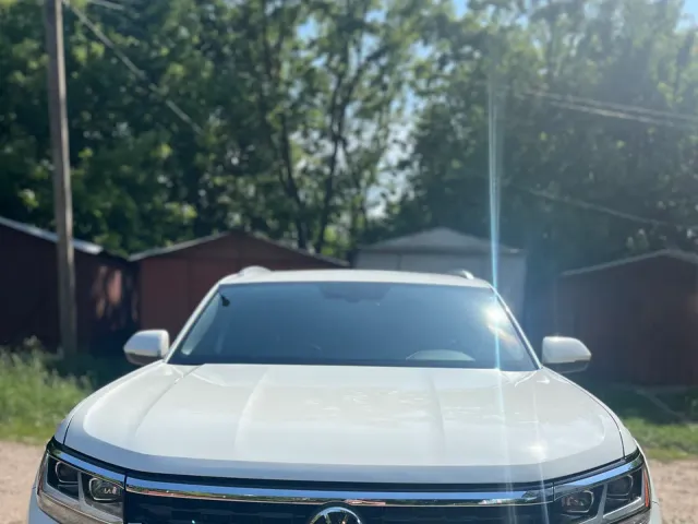 Volkswagen Atlas Cross Sport - фото 1