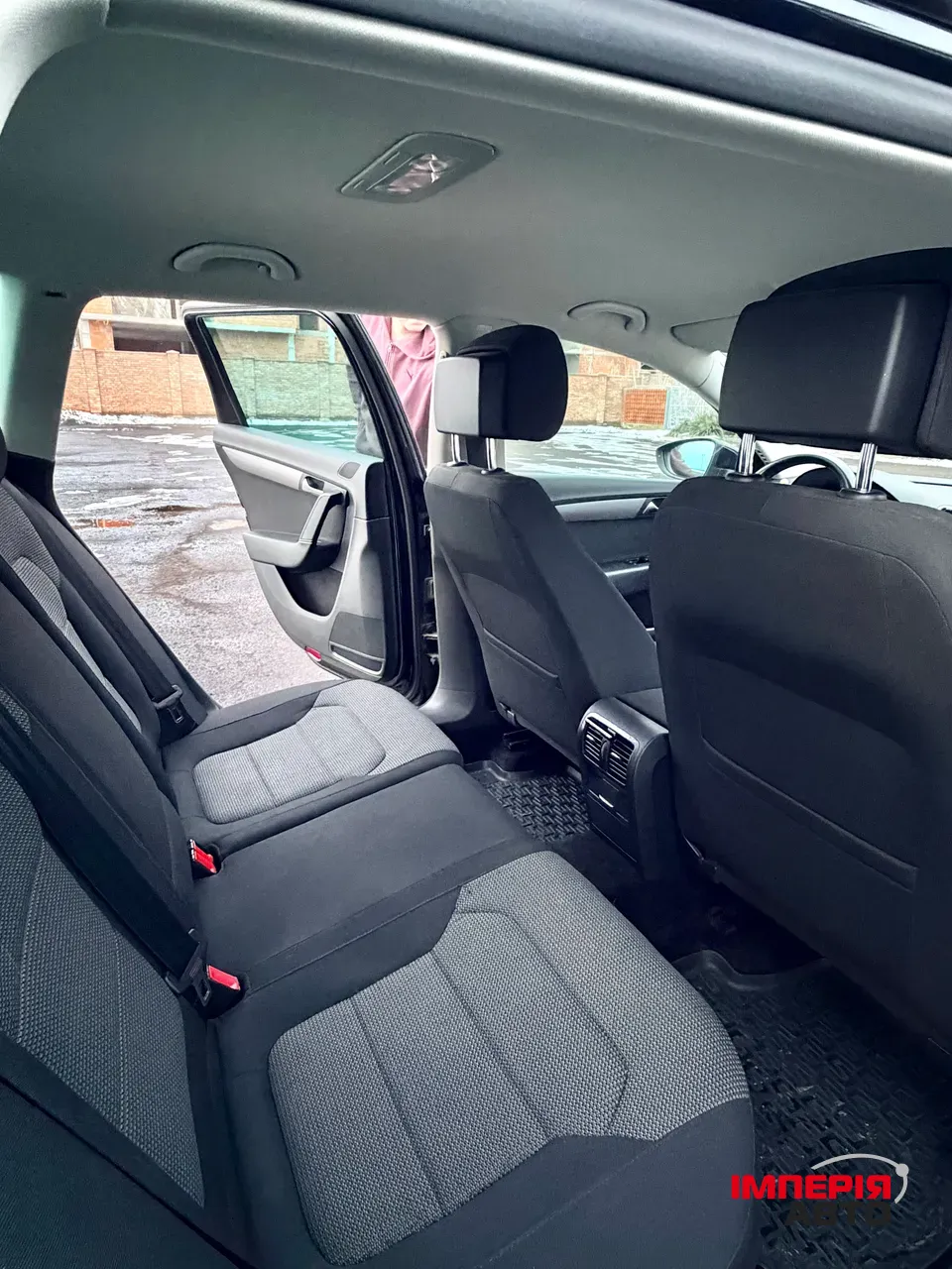 Volkswagen Passat - фото 11