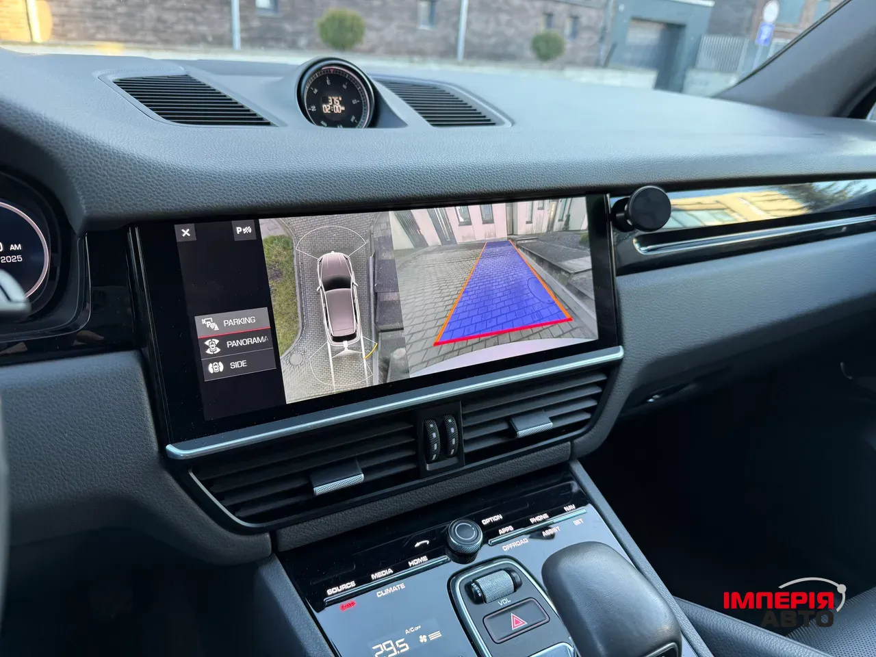 Porsche Cayenne - фото 16