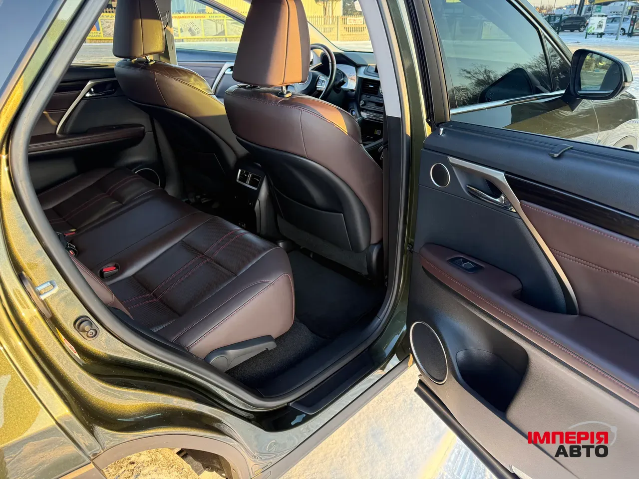 Lexus RX - фото 14