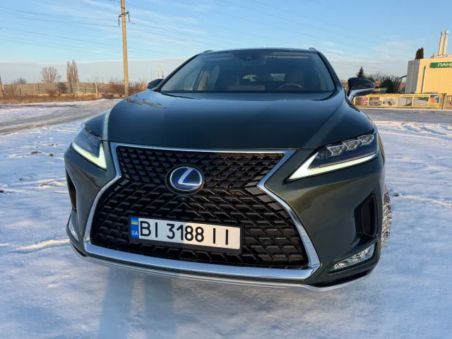 Lexus RX - фото 3