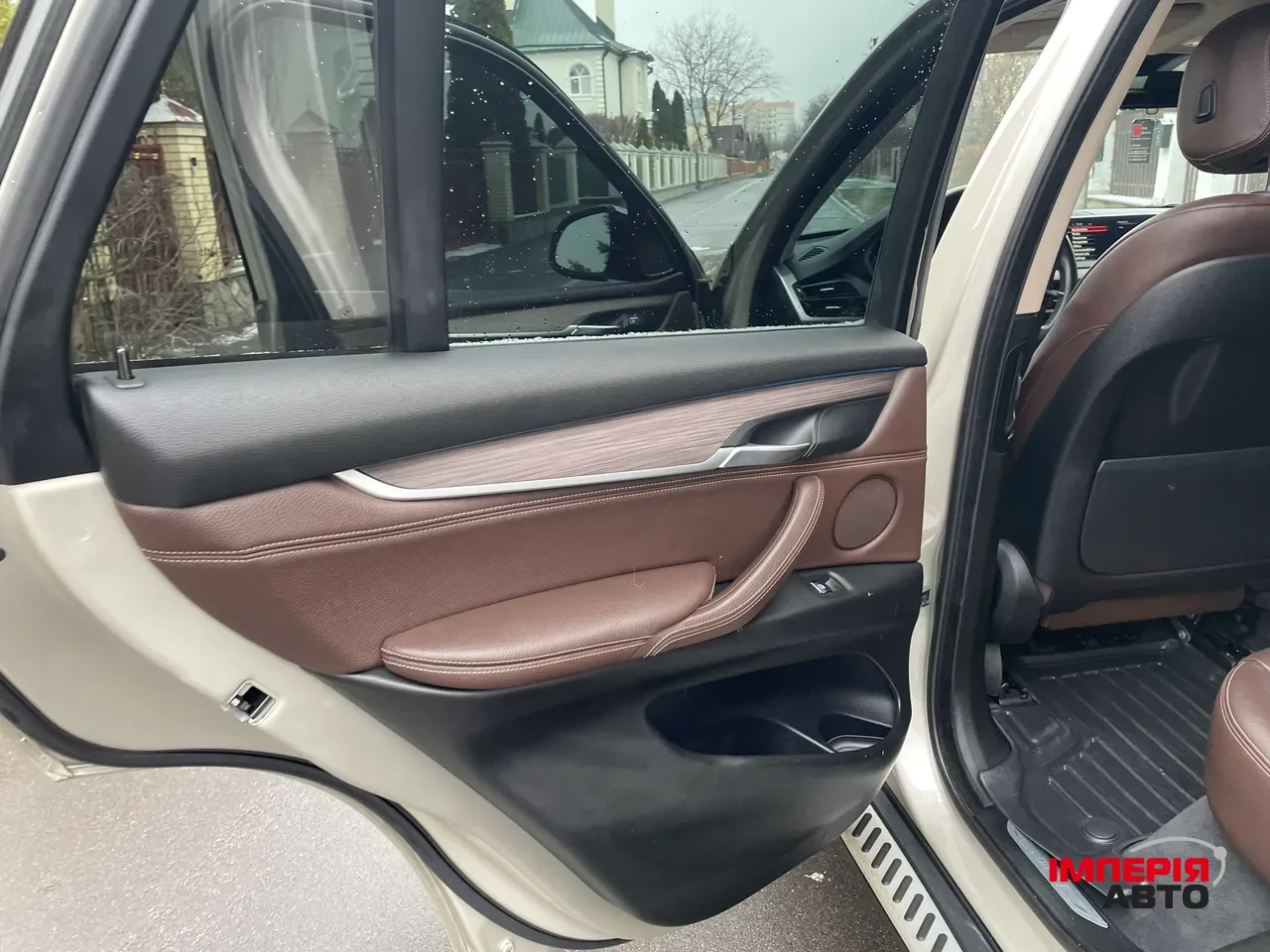 BMW X5 - фото 12