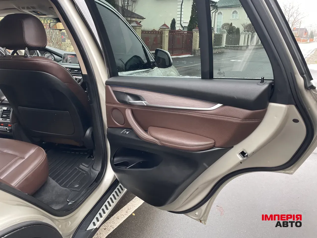 BMW X5 - фото 14