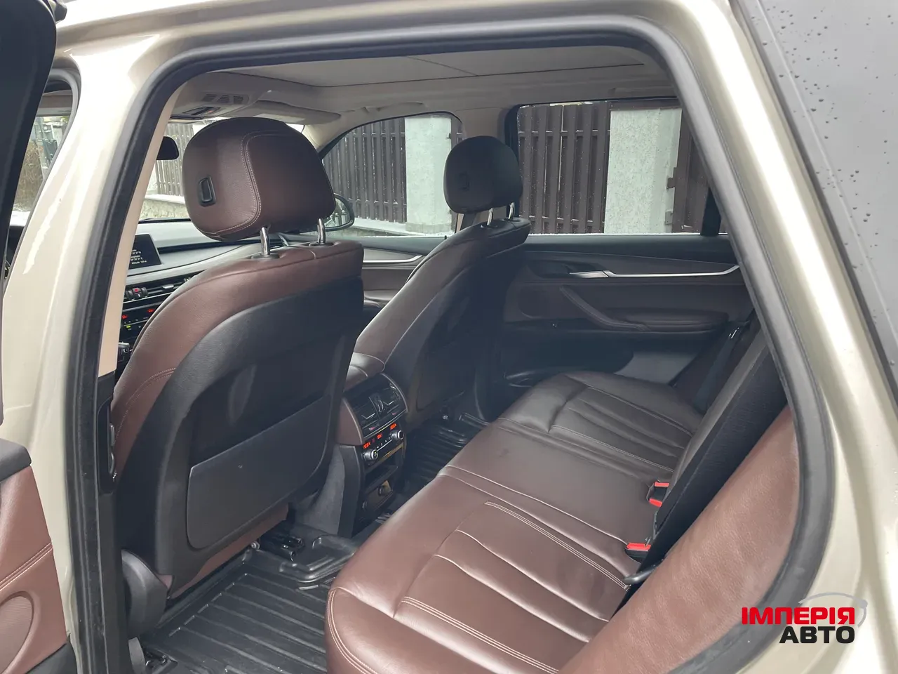 BMW X5 - фото 11