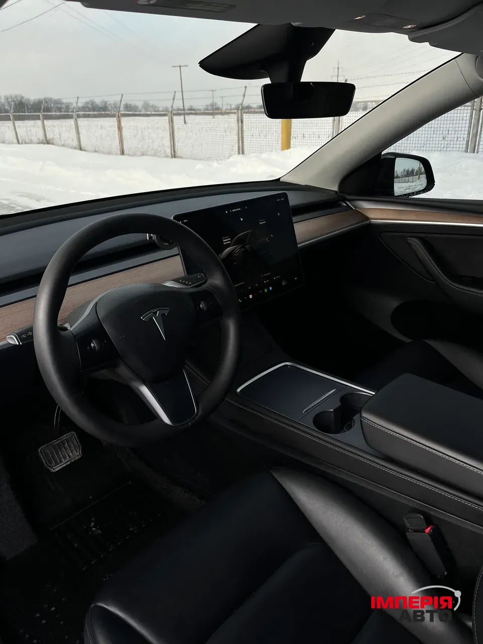 Tesla Model Y - фото 14