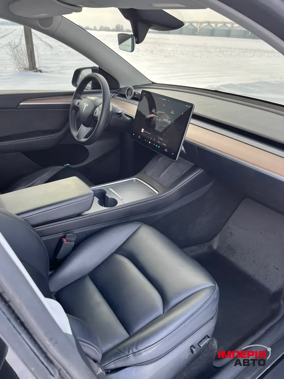 Tesla Model Y - фото 13