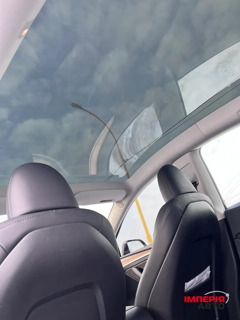 Tesla Model Y - фото 15