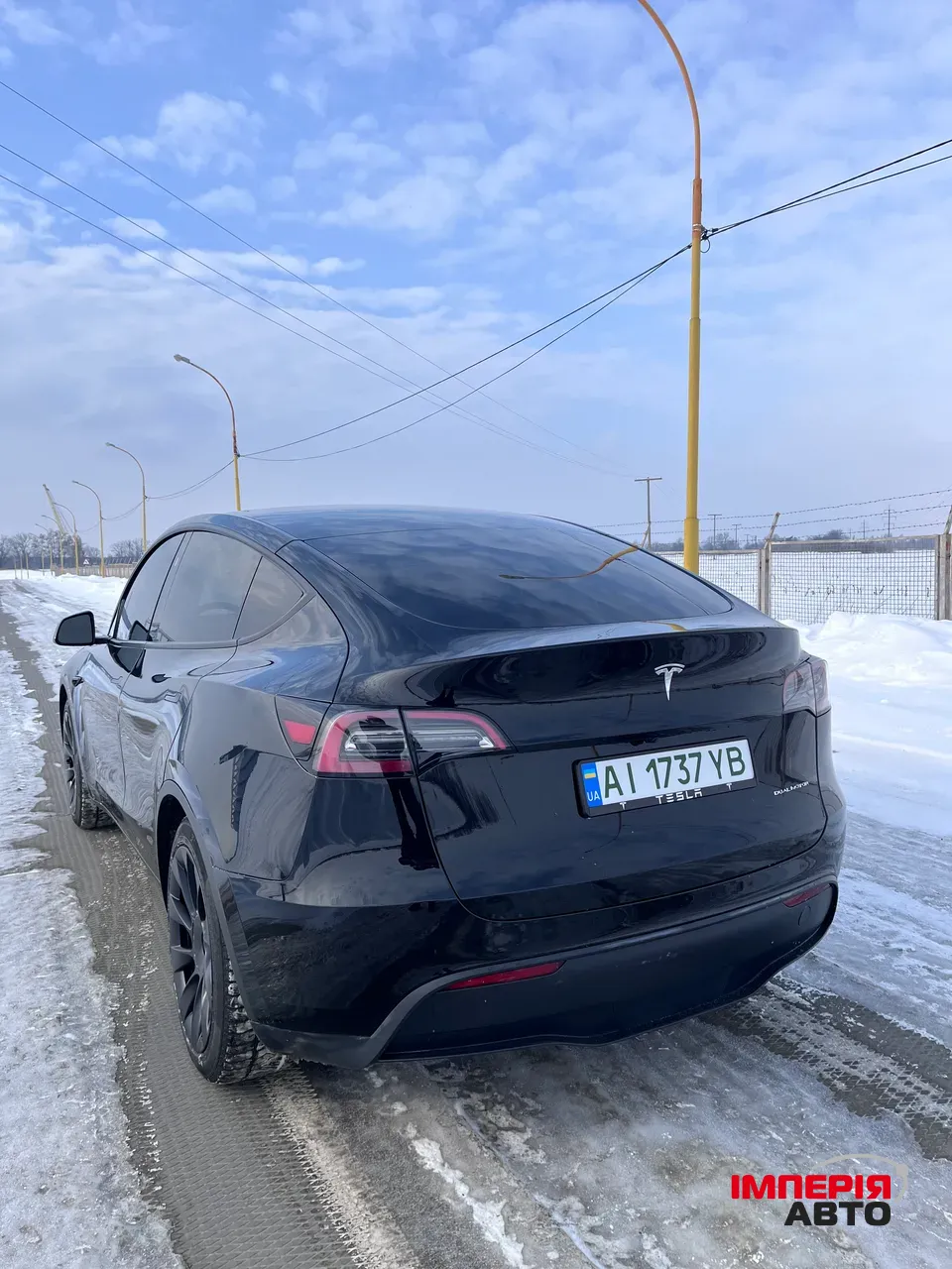 Tesla Model Y - фото 7