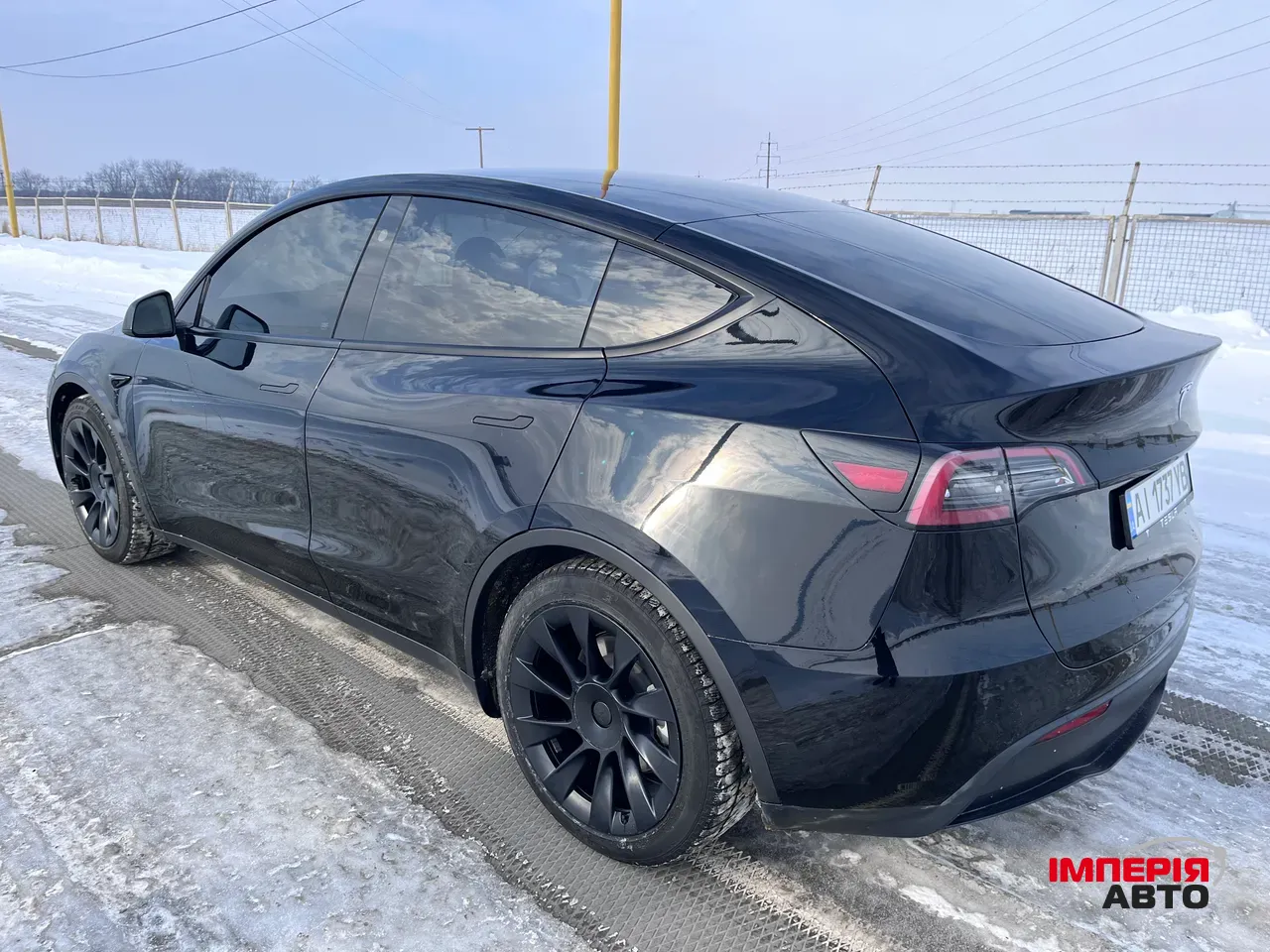 Tesla Model Y - фото 6