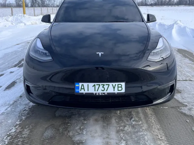 Tesla Model Y - фото 3