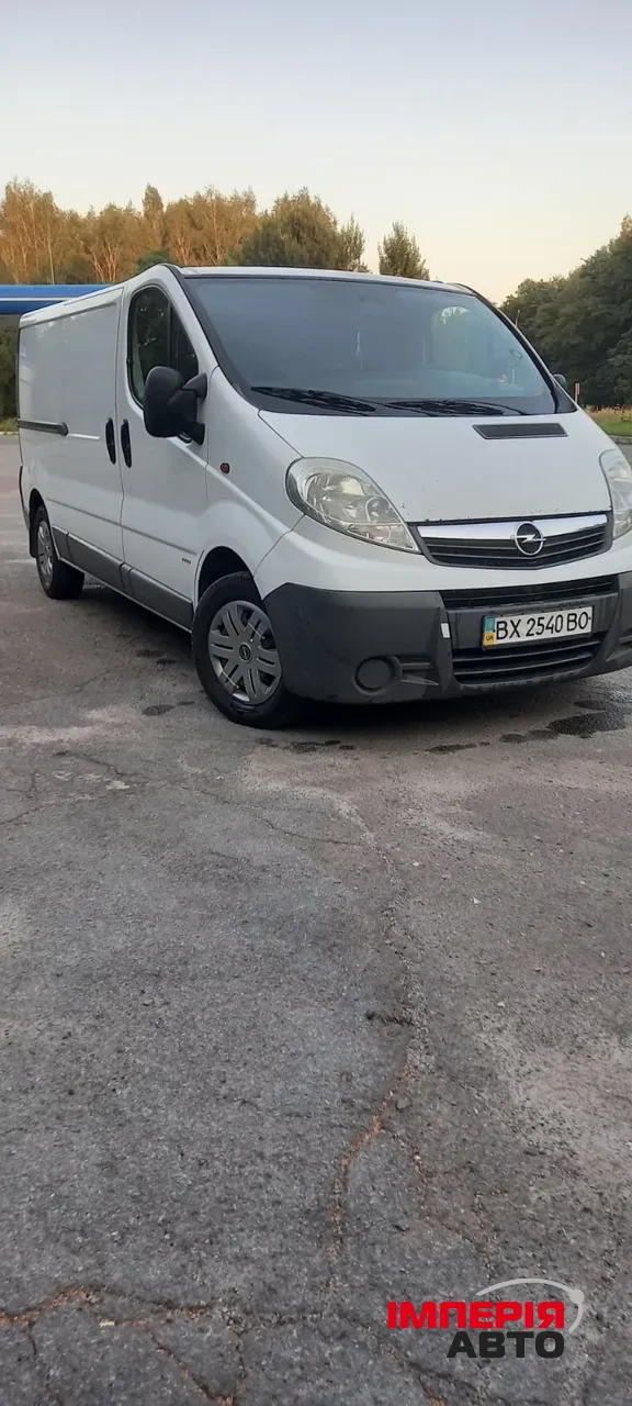 Opel Vivaro - фото 1