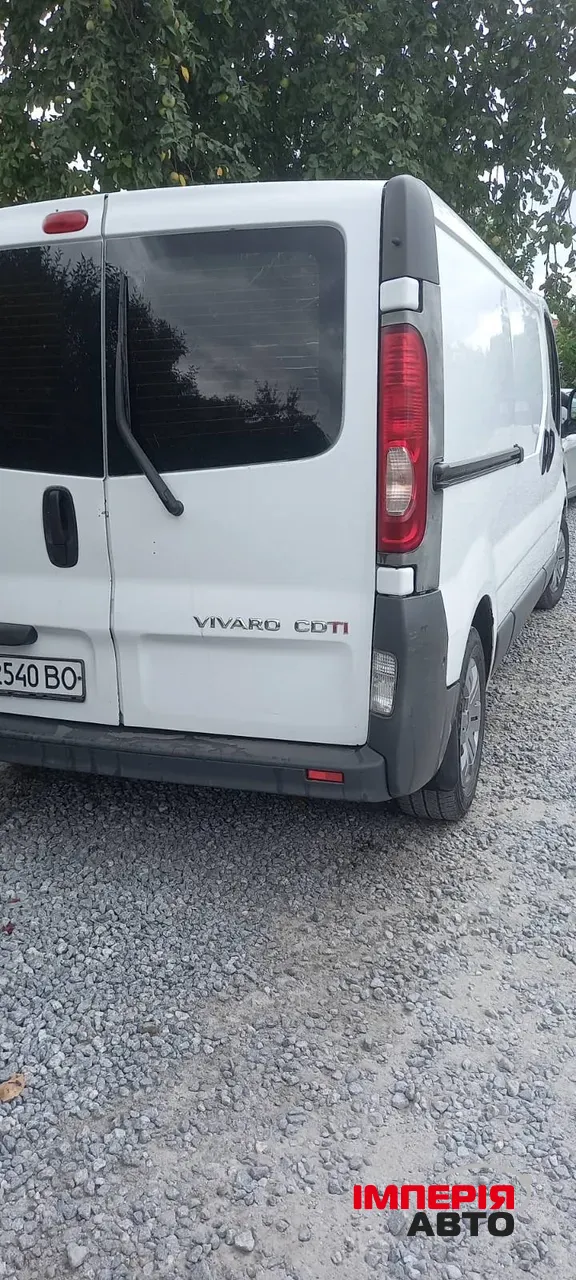 Opel Vivaro - фото 11
