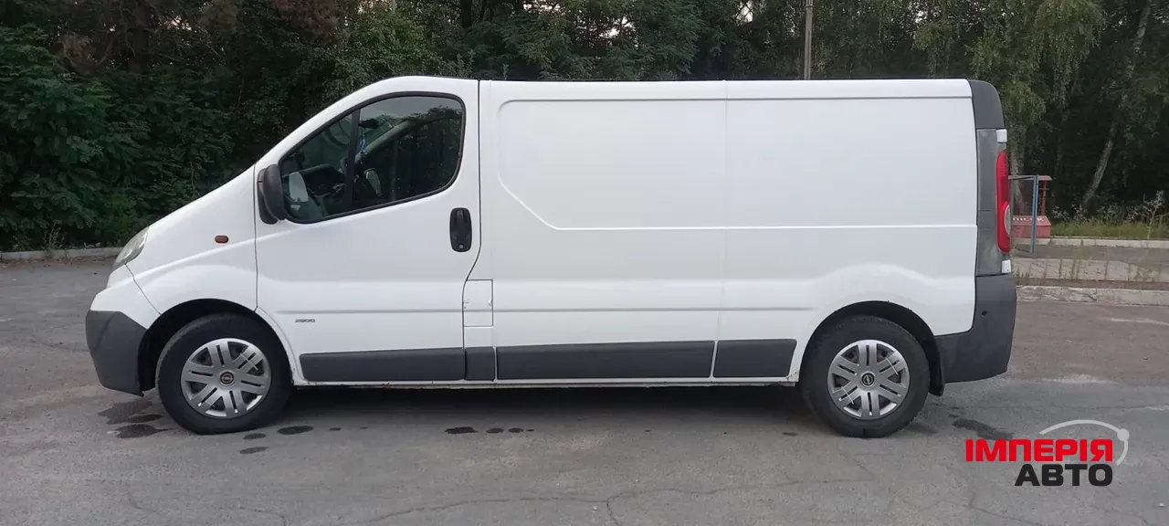 Opel Vivaro - фото 3