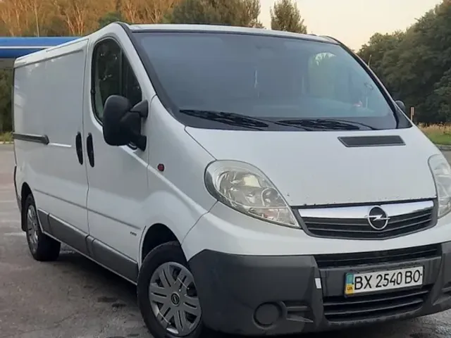 Opel Vivaro - фото 1