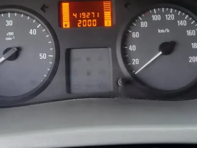 Opel Vivaro - фото 5