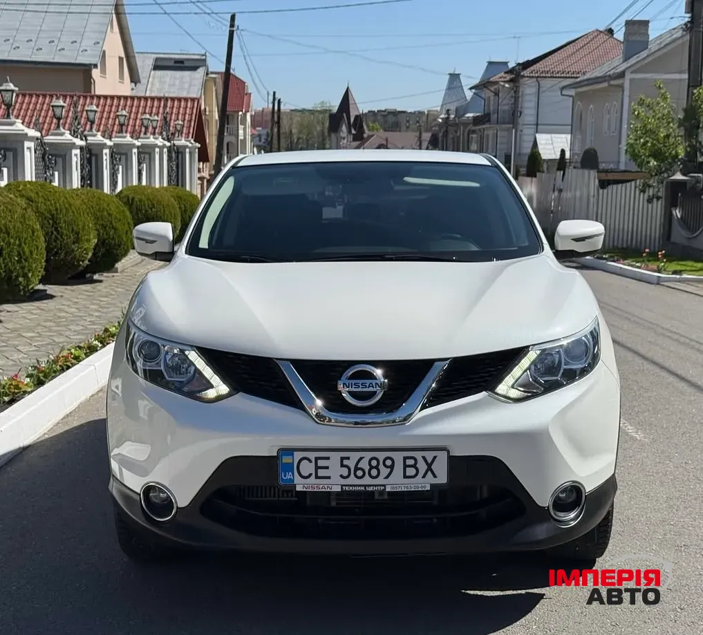 Nissan Qashqai - фото 1
