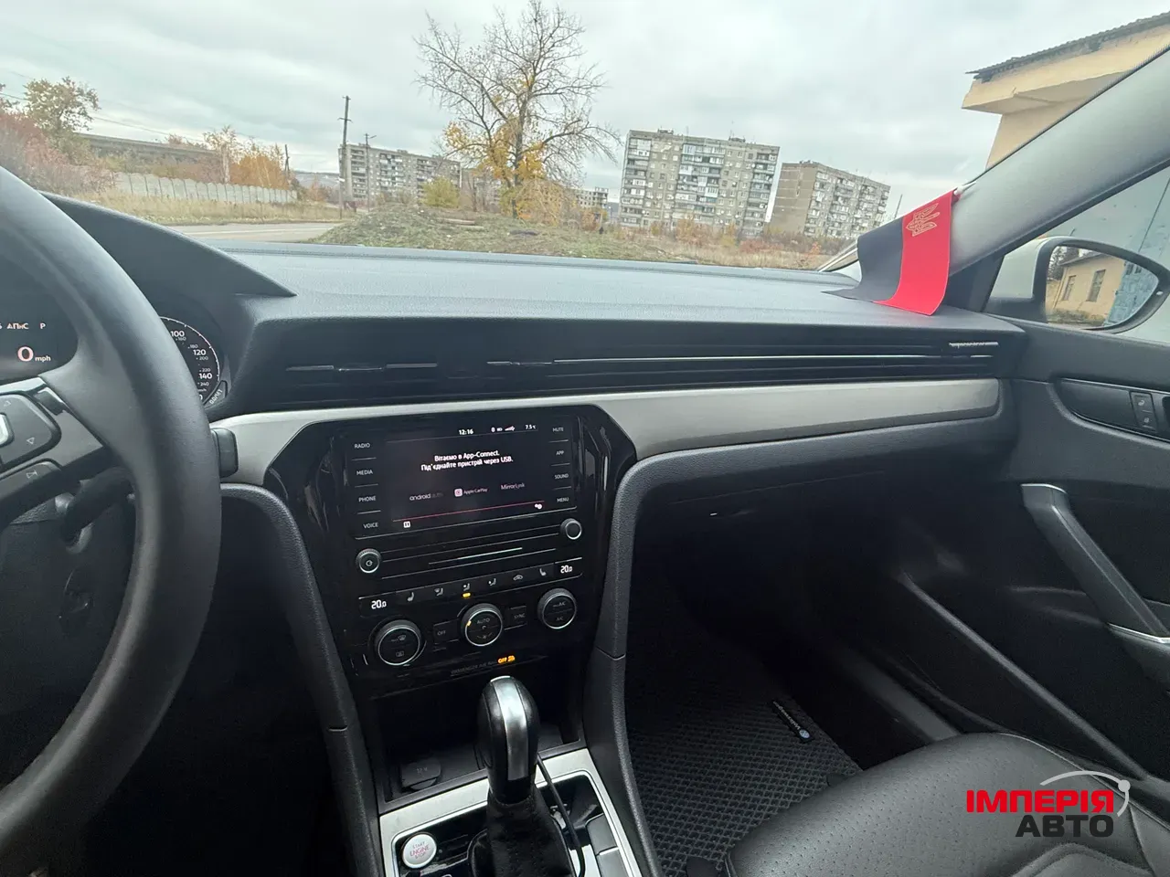 Volkswagen Passat - фото 8