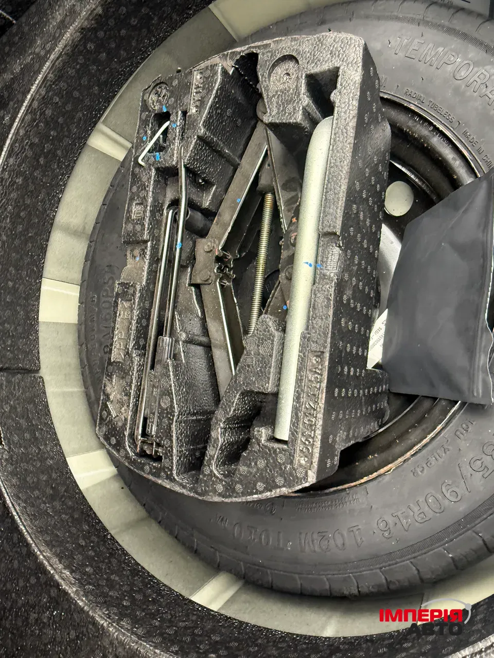 Volkswagen Passat - фото 17