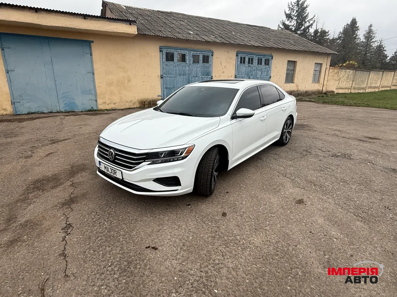 Volkswagen Passat - фото 3