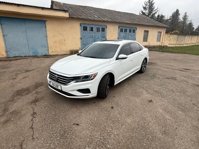 Volkswagen Passat - фото 2