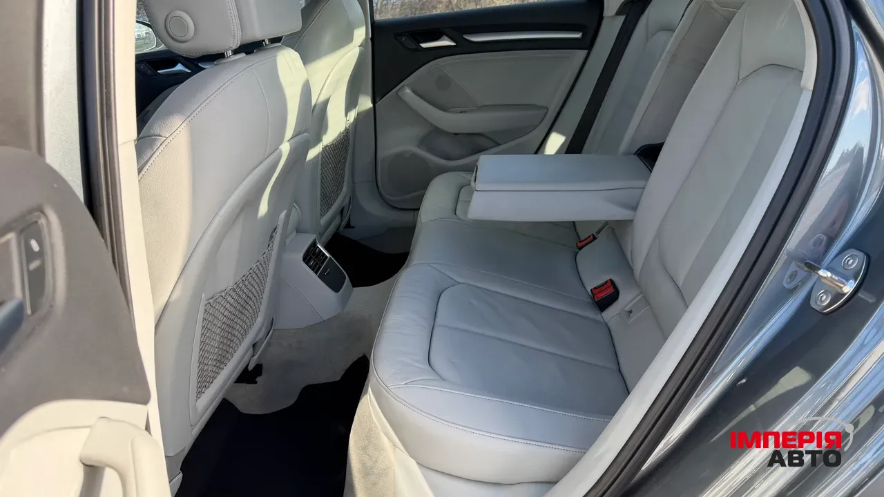 Audi A3 - фото 17