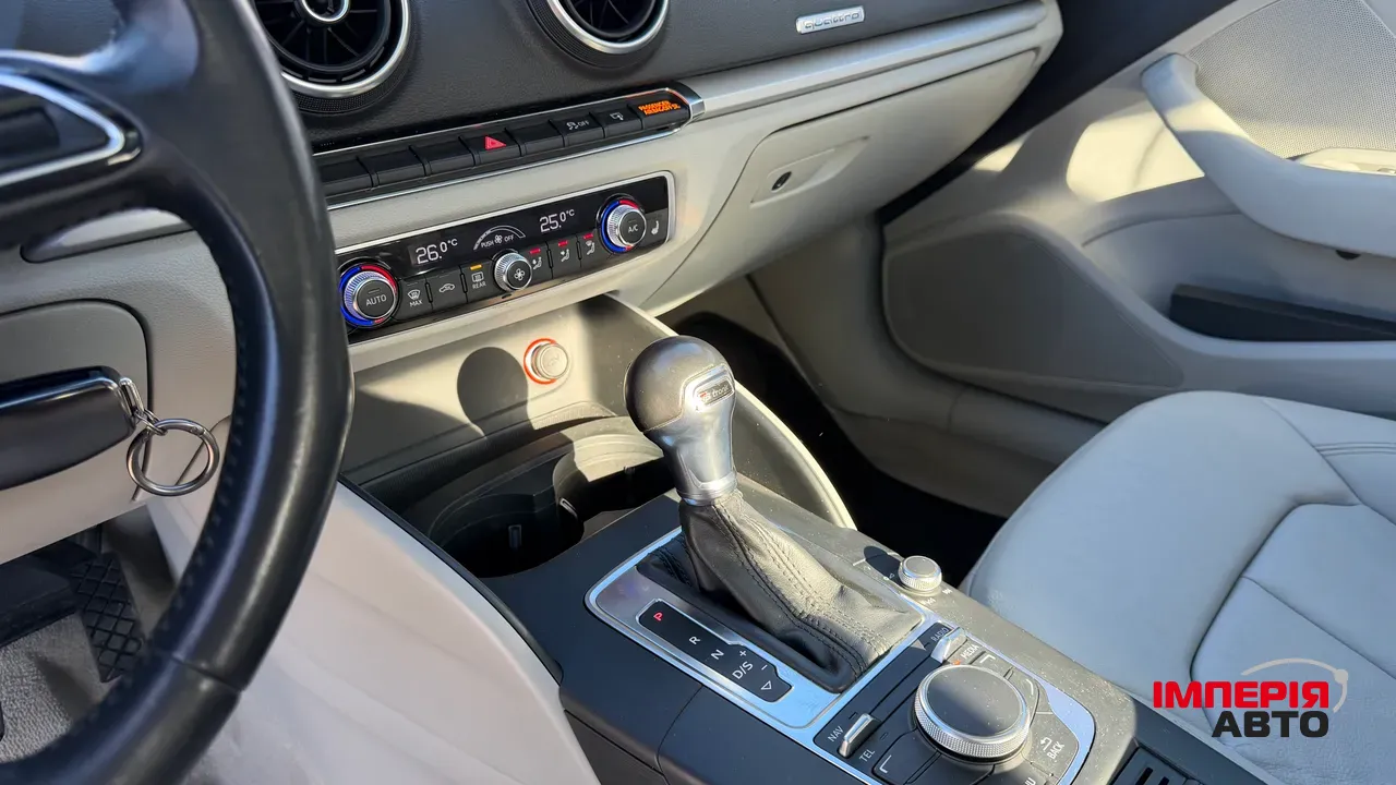 Audi A3 - фото 11