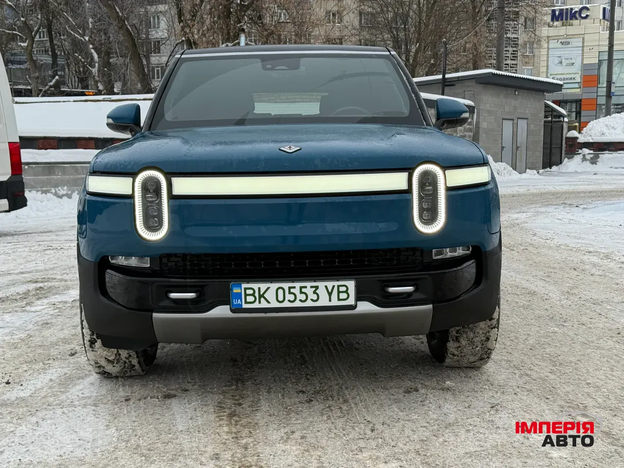 Rivian R1S - фото 4