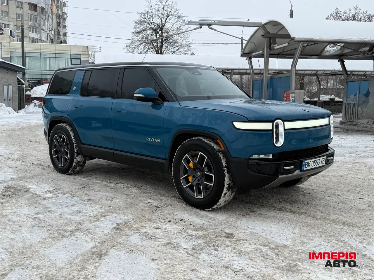 Rivian R1S - фото 5