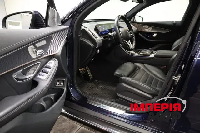 Mercedes-Benz EQC - фото 15