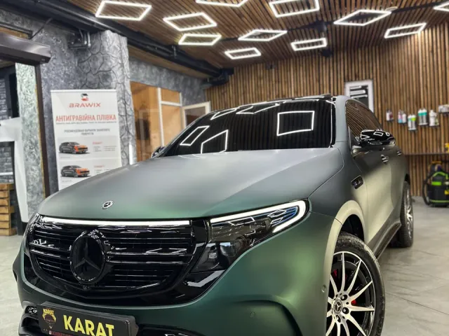 Mercedes-Benz EQC - фото 3