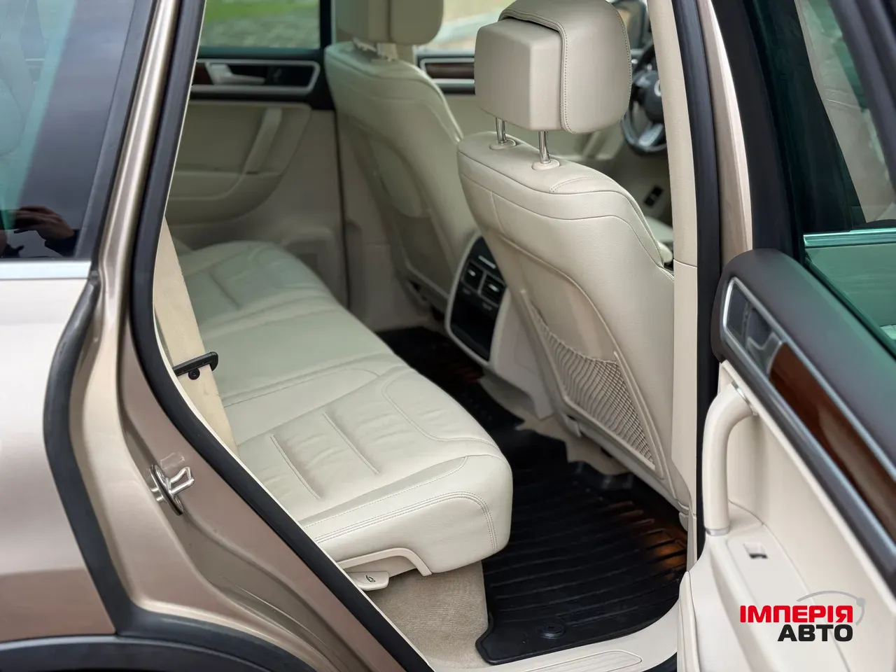 Volkswagen Touareg - фото 30