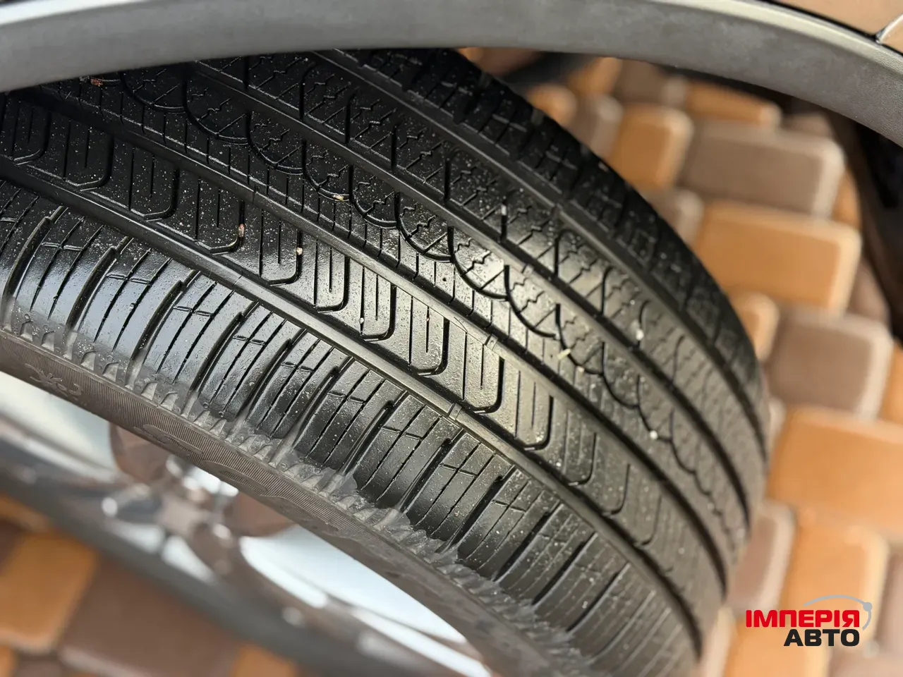 Volkswagen Touareg - фото 10