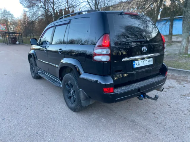 Toyota Land Cruiser Prado - фото 3