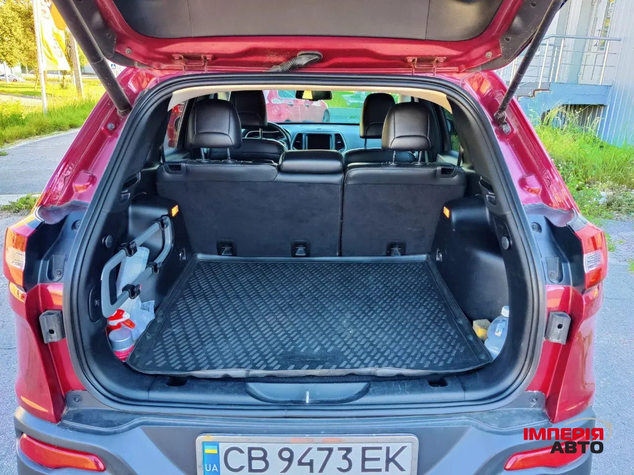 Jeep Cherokee - фото 9