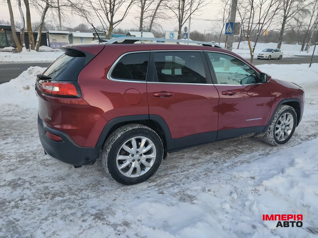 Jeep Cherokee - фото 15