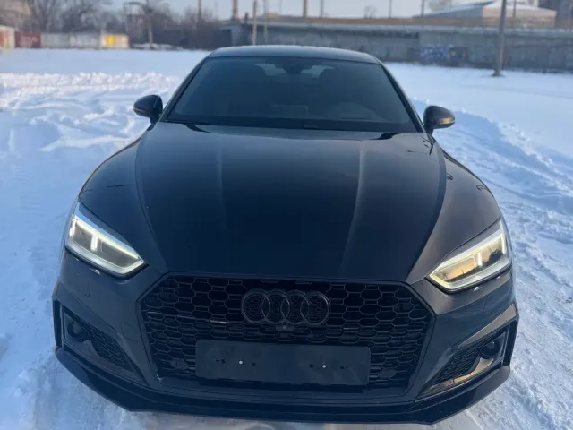 Audi S5 - фото 1