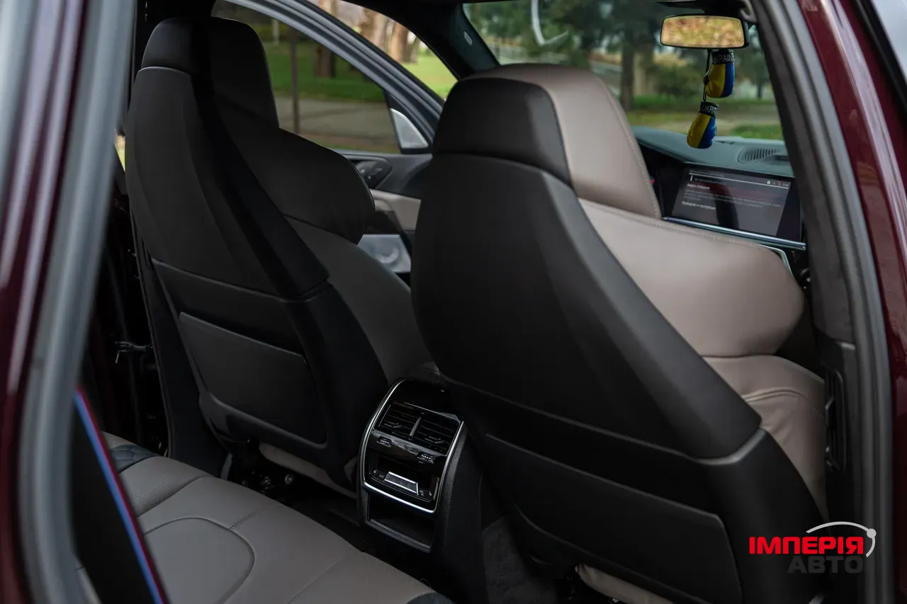 BMW X5 M - фото 28