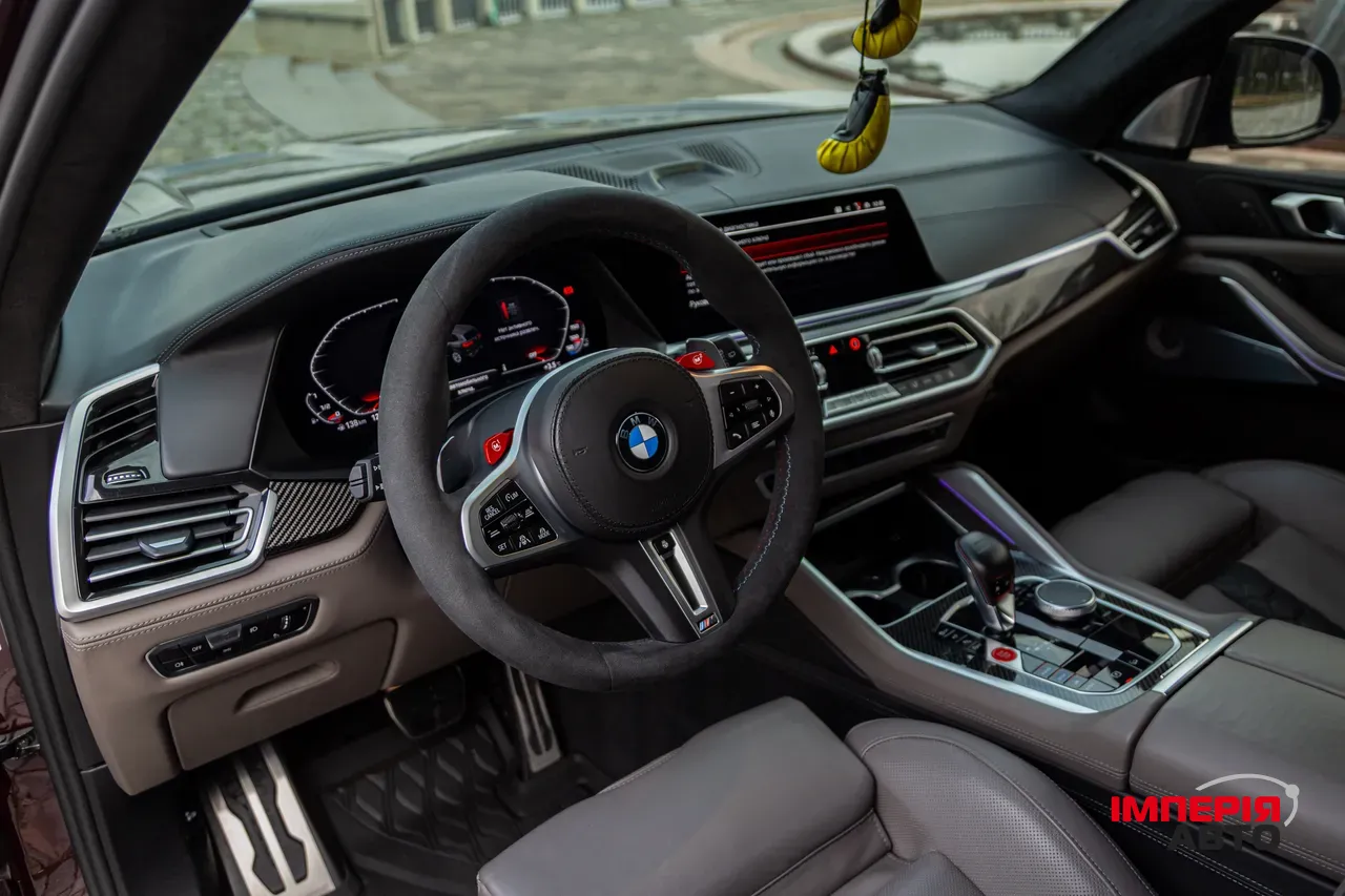 BMW X5 M - фото 39