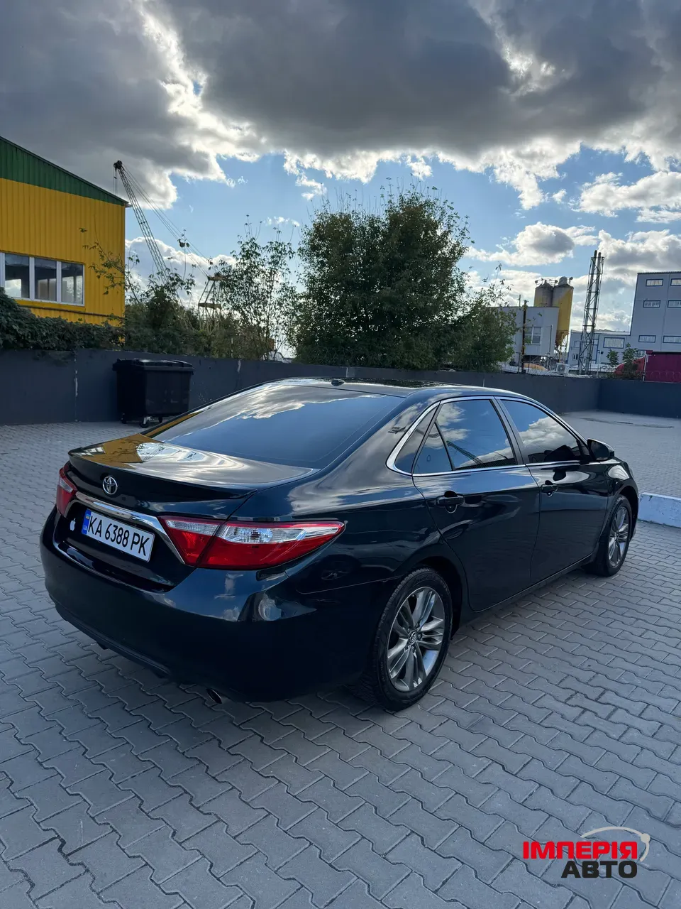 Toyota Camry - фото 4