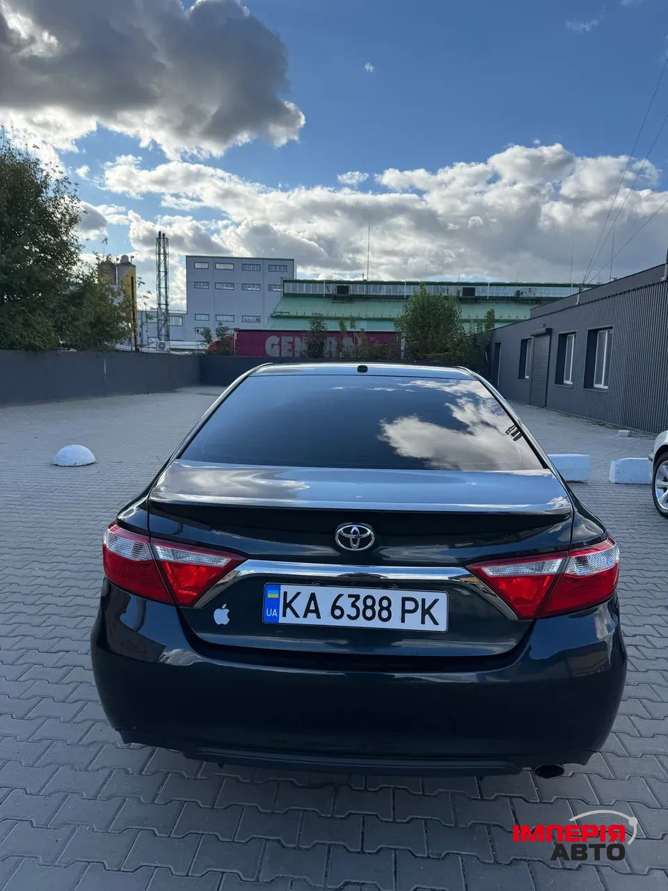Toyota Camry - фото 5