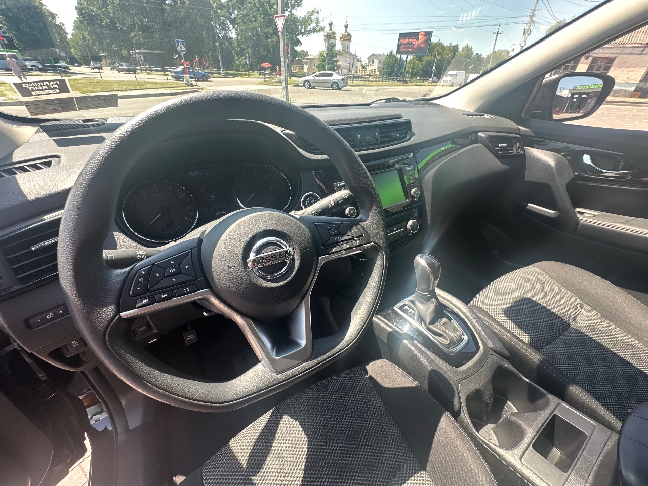 Nissan Rogue Sport - фото 2