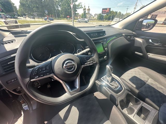 Nissan Rogue Sport - фото 2