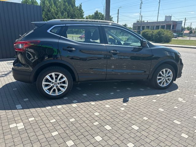 Nissan Rogue Sport - фото 1