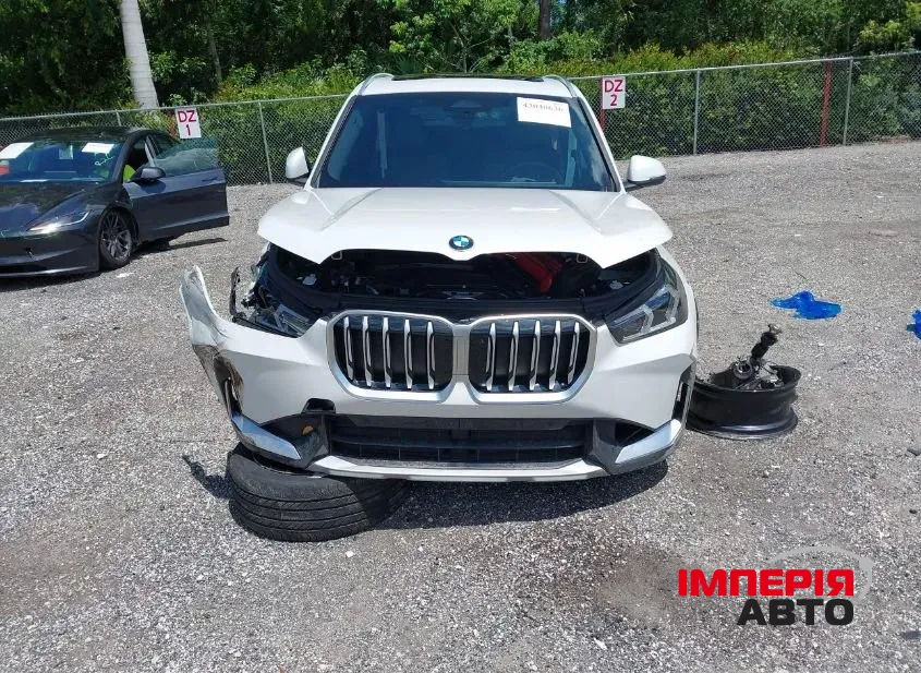 BMW X1 - фото 12